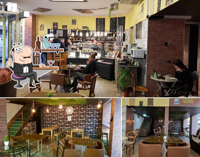 Découvrez l'intérieur de Coco's Coffee Shop