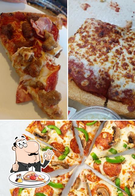 Pizza Hut Niagara Falls, 6318 Lundy's Ln in Niagara Falls Restaurant menu and reviews