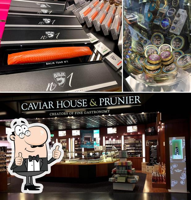 Guarda la foto di Caviar House & Prunier