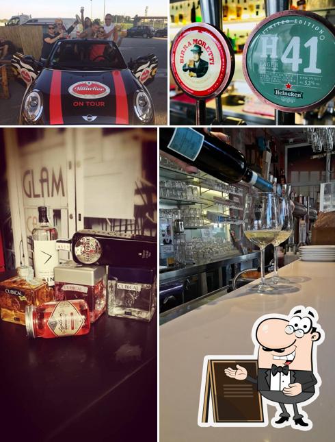 Gli esterni di Glam Cafè
