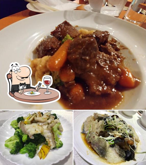 Food at Famous Seafood Restaurant