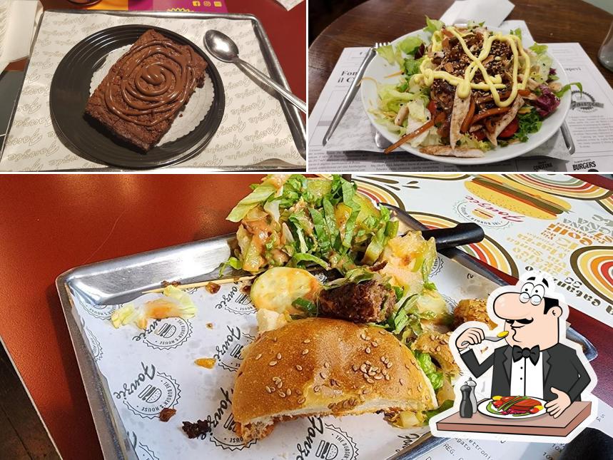 Cibo al Fonzie The Burger House via Catanzaro