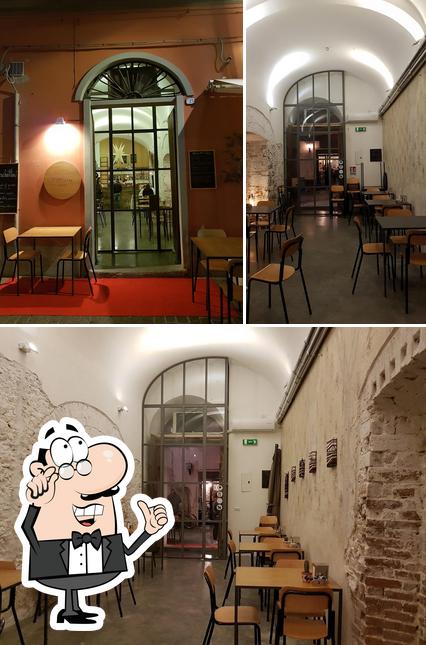 Gli interni di L'Officina Eat&Drink