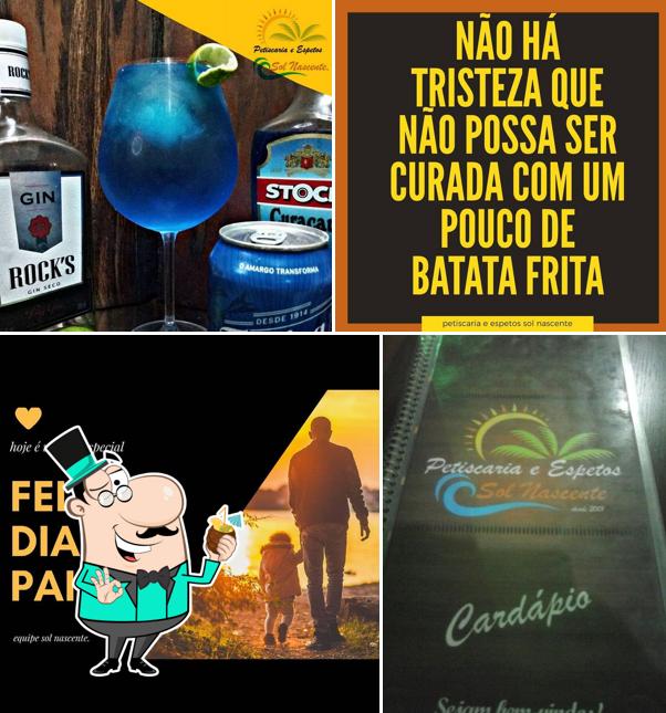 O Petiscaria E Espetos Sol Nascente serve álcool