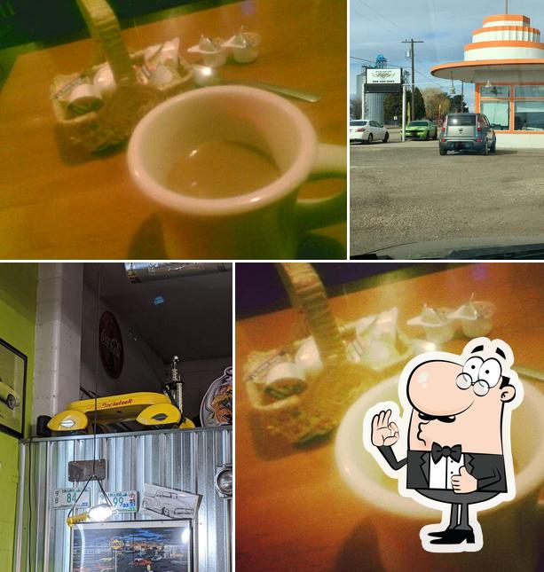 The Garage Café in Notus Restaurant menu and reviews