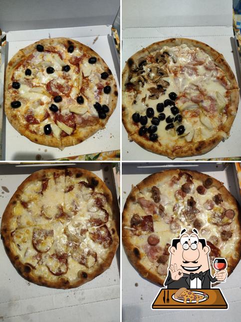 Scegli una pizza a La Nuova Sharm