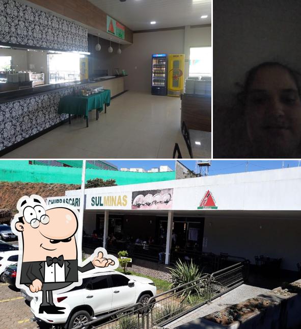 O interior do CHURRASCARIA E LANCHONETE SULMINAS