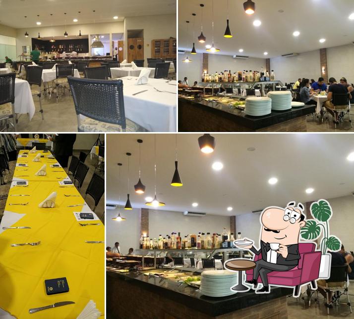 Check out how Mambai Restaurante Bar e Pizzaria looks inside