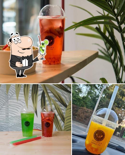 Goditi un drink a Poke Club