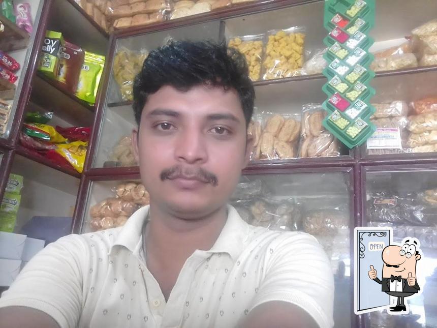 See this pic of Darshan bakery