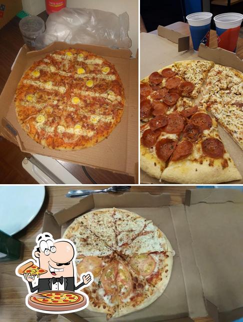 Escolha pizza no Domino's Pizza - Taubaté