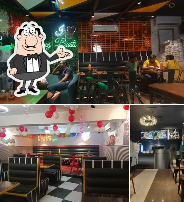 The interior of La Pino'z Pizza - Best Pizza in Basti