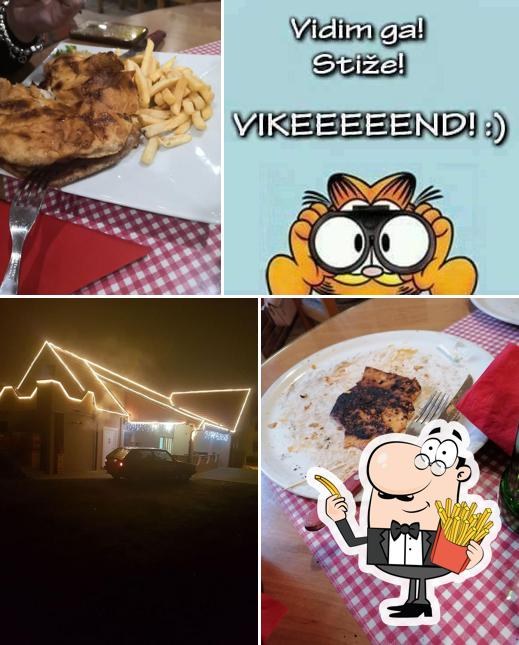 Ordina un piatto di chips a Pizzeria & Bistro Garfield