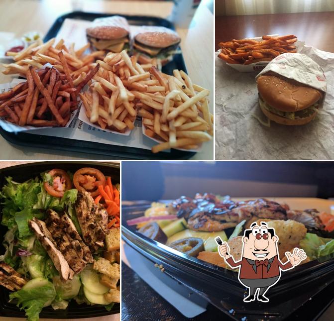 Еда в "The Habit Burger Grill"