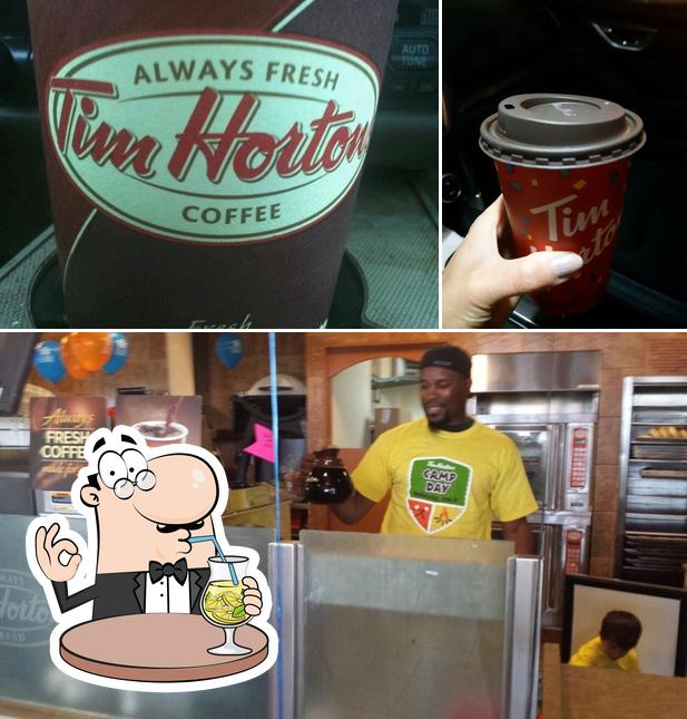 Tim Hortons se distingue par sa boire et intérieur