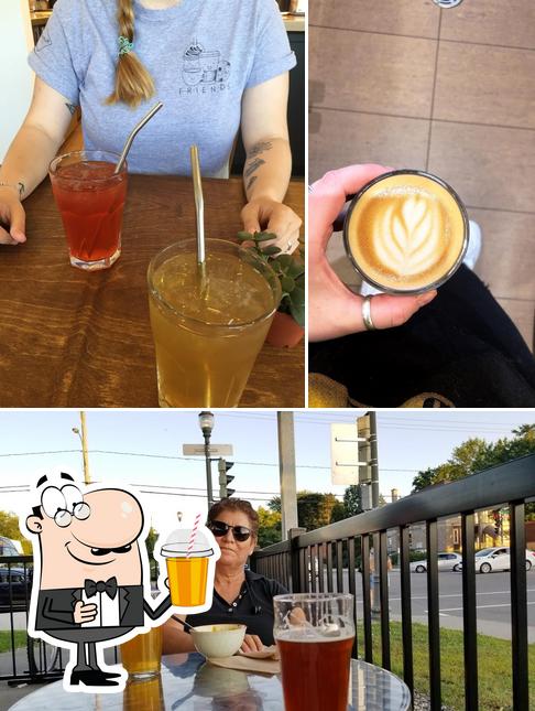 Profitez d'un verre à Stockholm café Terrasse Bière Microbrasserie & cocktails Wi-Fi