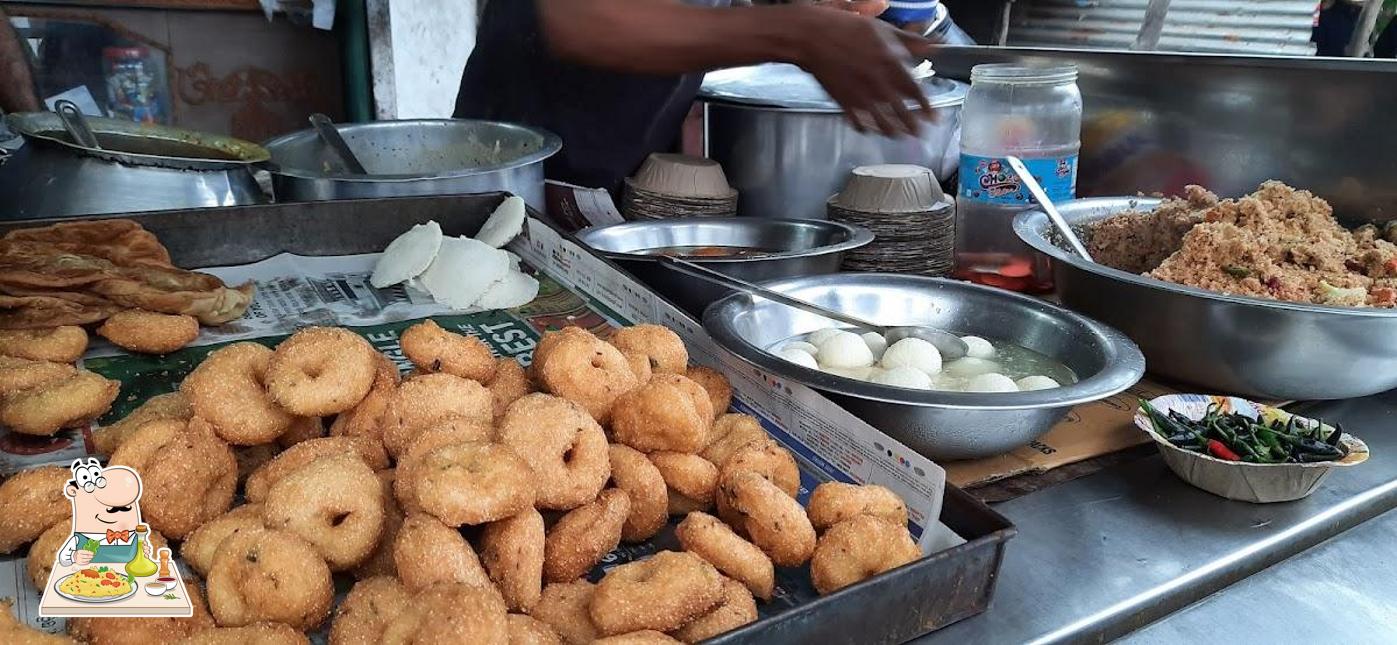 Food at Barkul Panthanivas Restaurant