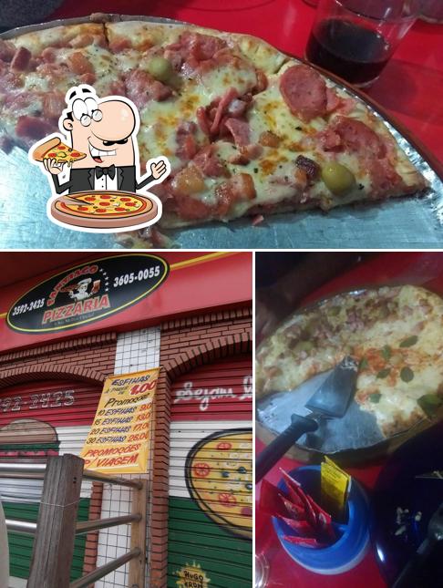 Consiga pizza no Santiago Pizzaria