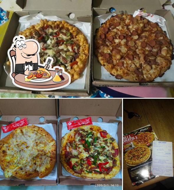 Pizza Hut Delivery - PHD Indonesia pizzeria, Surakarta, Jl. Slamet