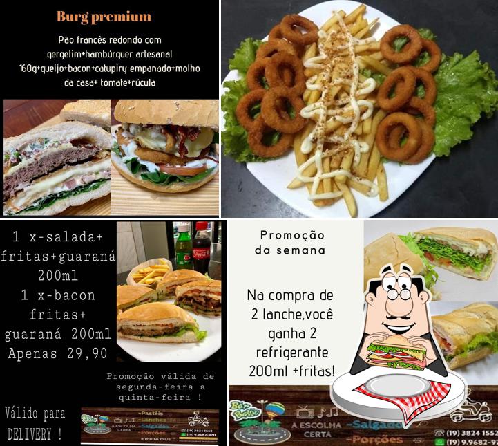 Clube sanduíches em Bar Balão