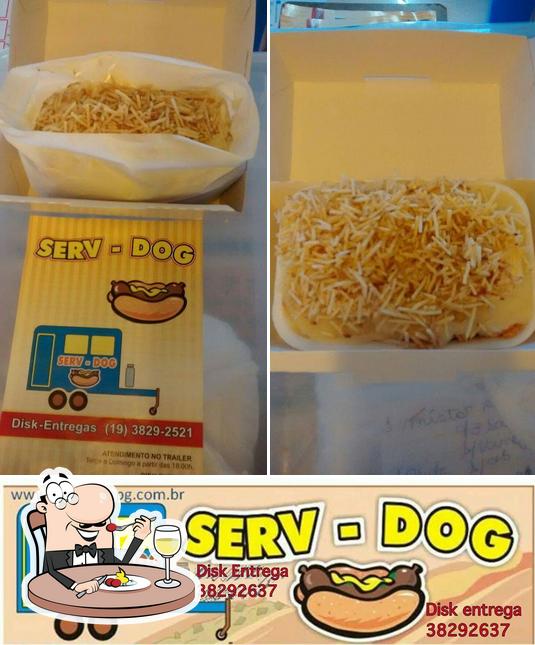 Comida em Serv-Dog