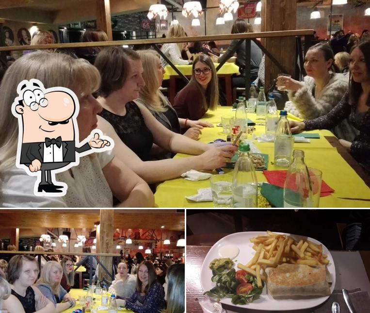 La foto di interni e cibo da Doppio Malto Birreria Pub