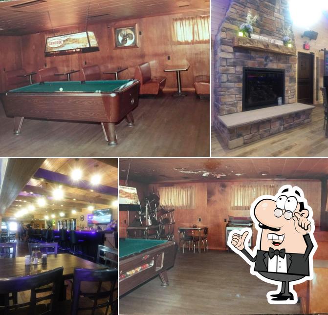 Village Tavern, 9459 Main St in Mill Creek American restaurant menu and reviews