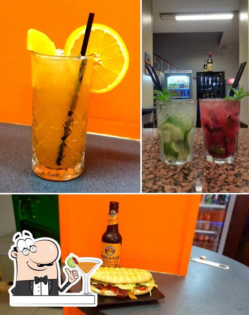 Prenditi un drink dal menu