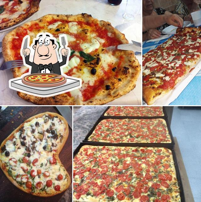Pick pizza at La Fornarina