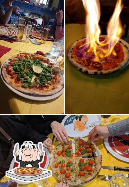 Prenez des pizzas à Pizzeria Osée - Piatti Tipici