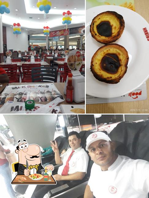 A imagem da comida e interior no Habib´s - Shopping Mauá