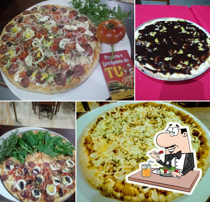 Comida em Pizzaria E Lanchonete Do TU