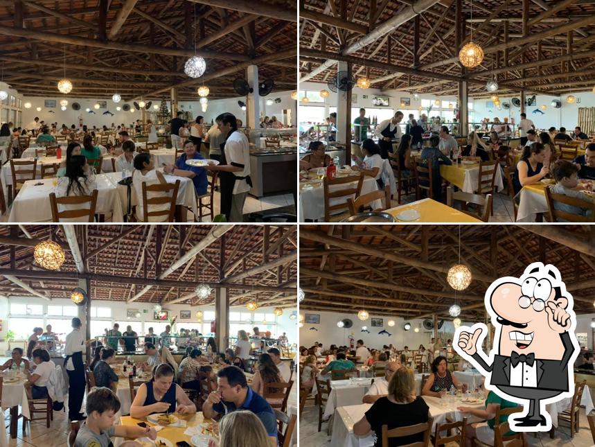 O interior do Esmaniotto Grill
