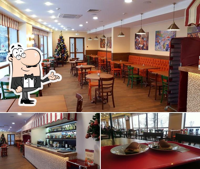 This is the photo depicting interior and food at Гостинец