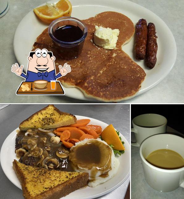 Little Pantry Cafe, 980 State St f2 in Hemet Restaurant menu and reviews