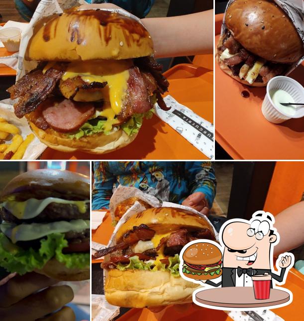 Peça um hambúrguer no BURGUER BRASA HAMBURGUERIA GOURMET