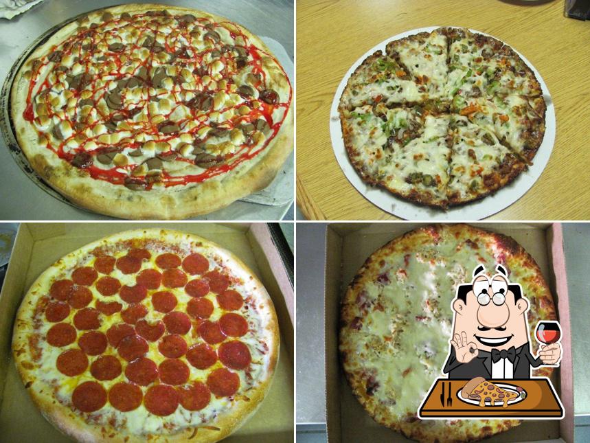 Get pizza at Spinnakers Pizza