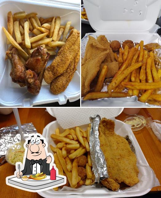 Fish's Wings Shack in Ripley Restaurant menu and reviews