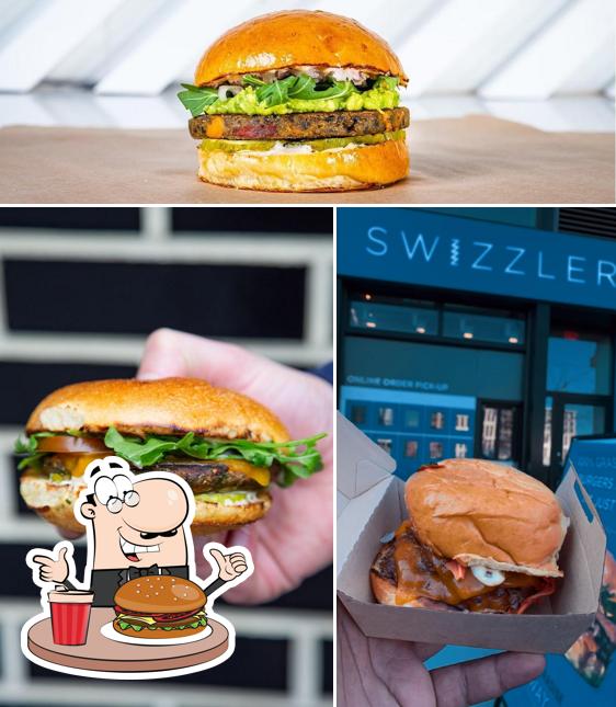 Отведайте гамбургеры в "Swizzler Crispy Chicken + Smash Burgers"