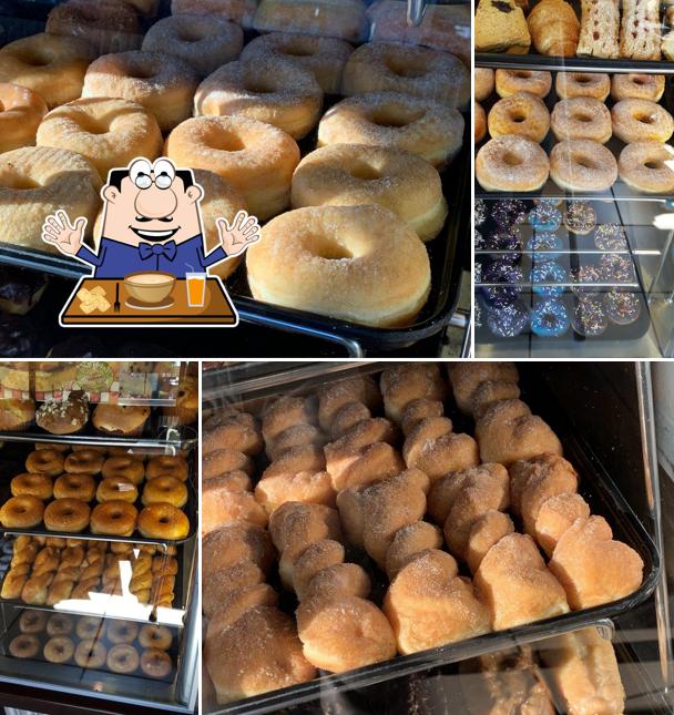 Winchell's Donut House, 6333 E Florence Ave in Bell Gardens