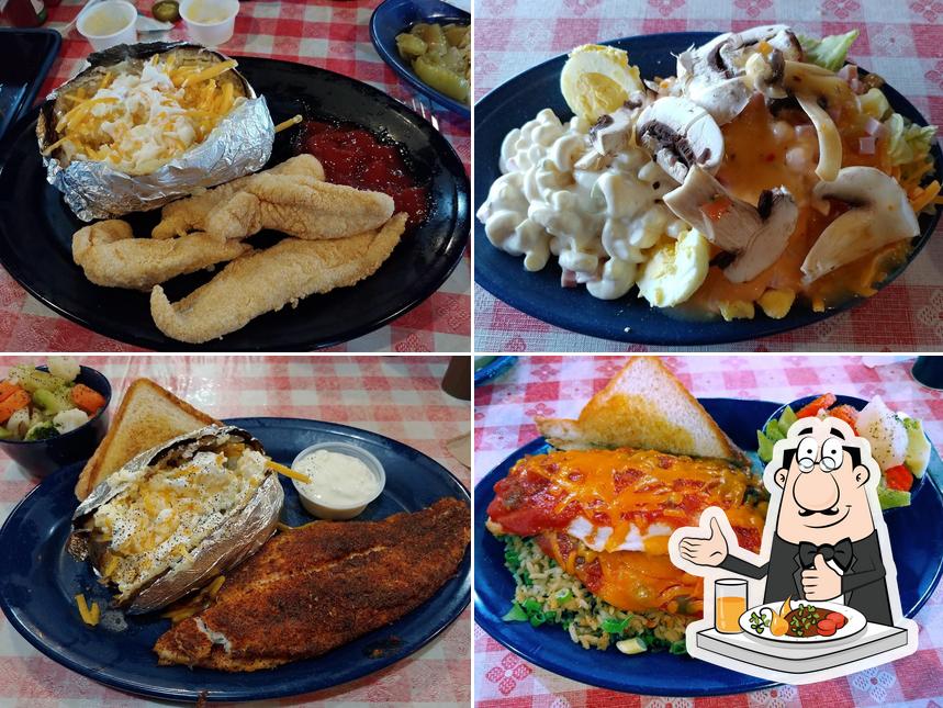 Catfish Village of Waskom in Waskom Restaurant menu and reviews