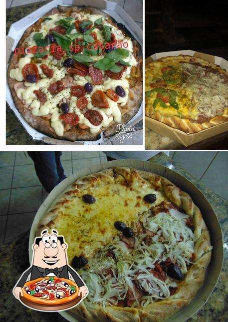 Peça diferentes tipos de pizza