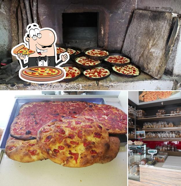 Ordina una pizza a Forno a legna Delle Cappelle