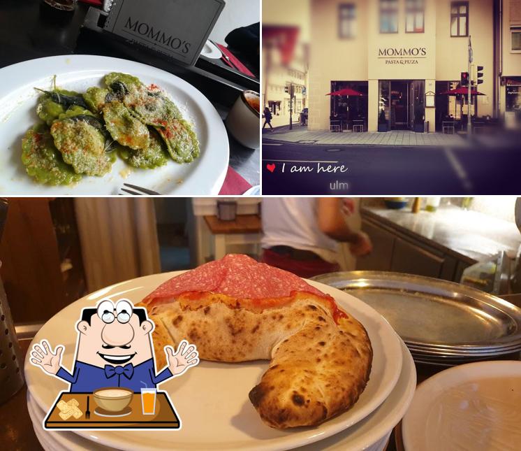 Comida en Mommo's Pasta & Pizza