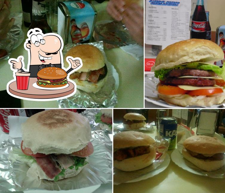 Order a burger at CAFÉ BAR SOLINAS