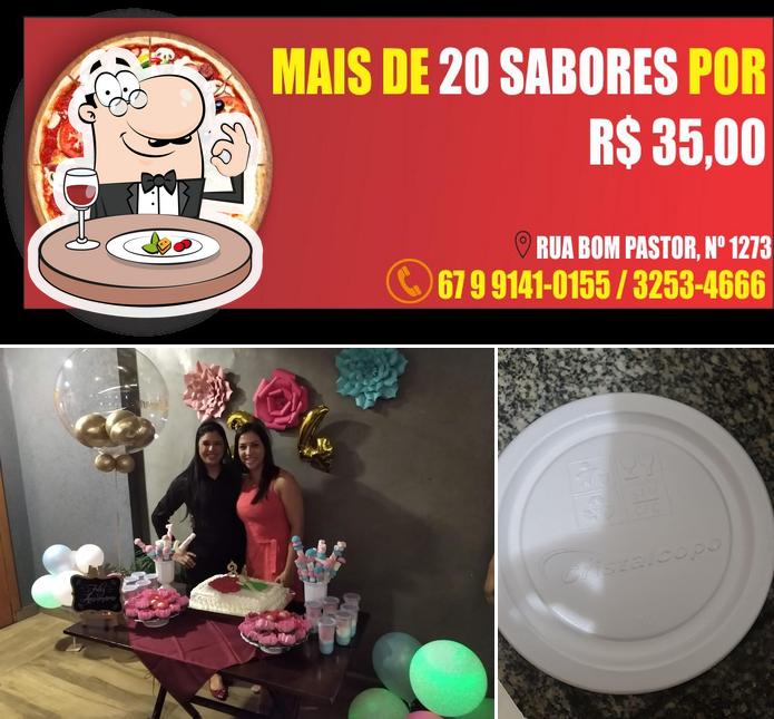 Comida em Pizzaria Sandim