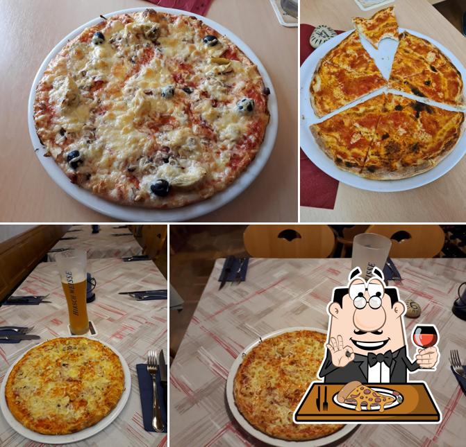 Отведайте пиццу в "Pizzeria Schützenhaus Da Sandro"