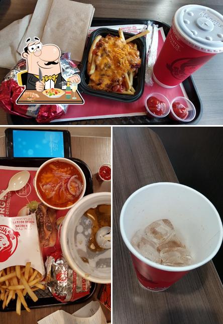 Wendy's, 5005 Rue Jean-Talon E in Montreal - Restaurant menu and reviews