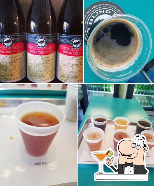Blind Bat Brewery Bistro in Centerport Restaurant menu and reviews