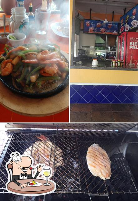 Mariscos Silva Express restaurant, Colima, P.º Miguel De la Madrid Hurtado  - Restaurant reviews